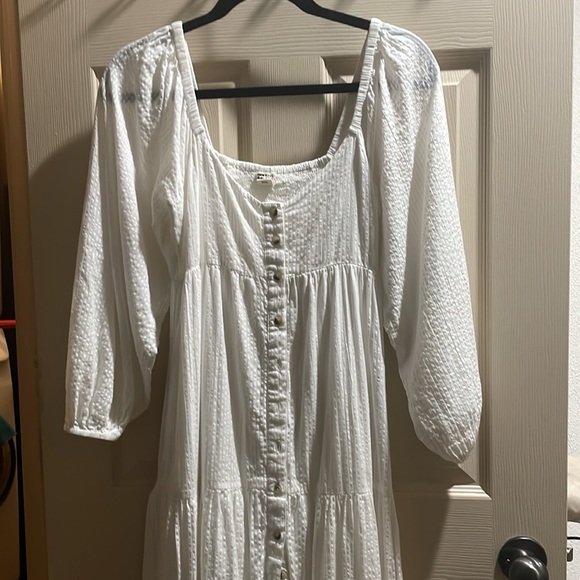 Billabong Starry Skies Maxi
Dress. - Picture 2 of 5